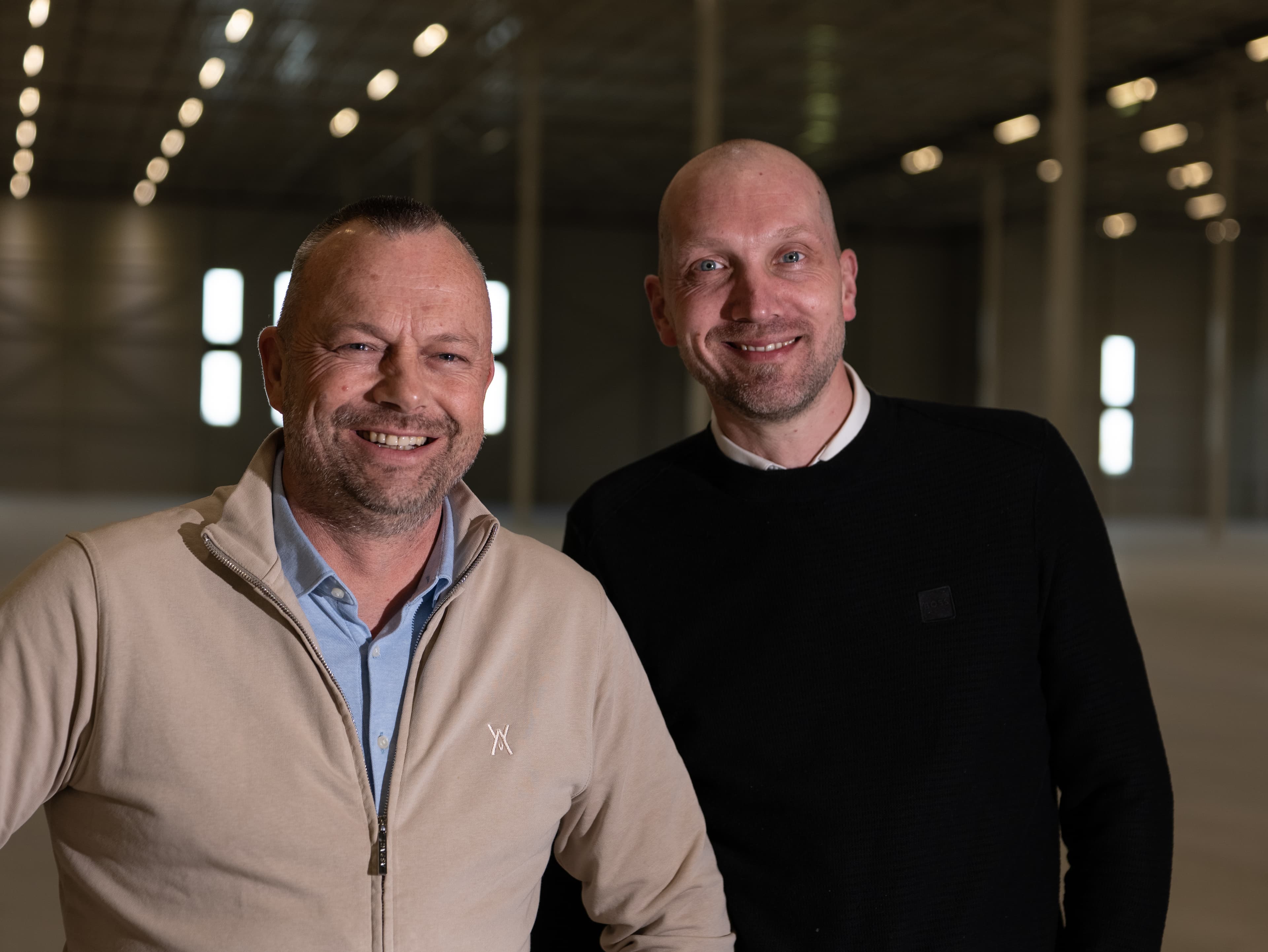 Kees Zaal en Richard Ducoffre in het warehouse